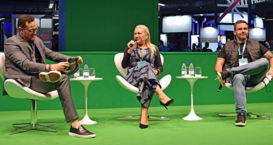 Foto de Bruno Diniz, Maria Teresa Tolu Brasil e Thiago Cunha no Febraban Tech 2024, em painel sobre Cibersegurança.